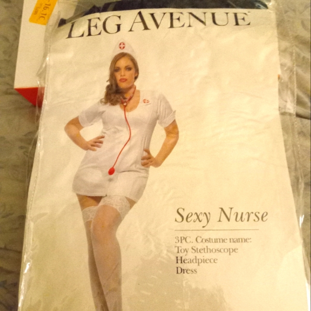 Sexy Nurse costume sz 1x - 2x
